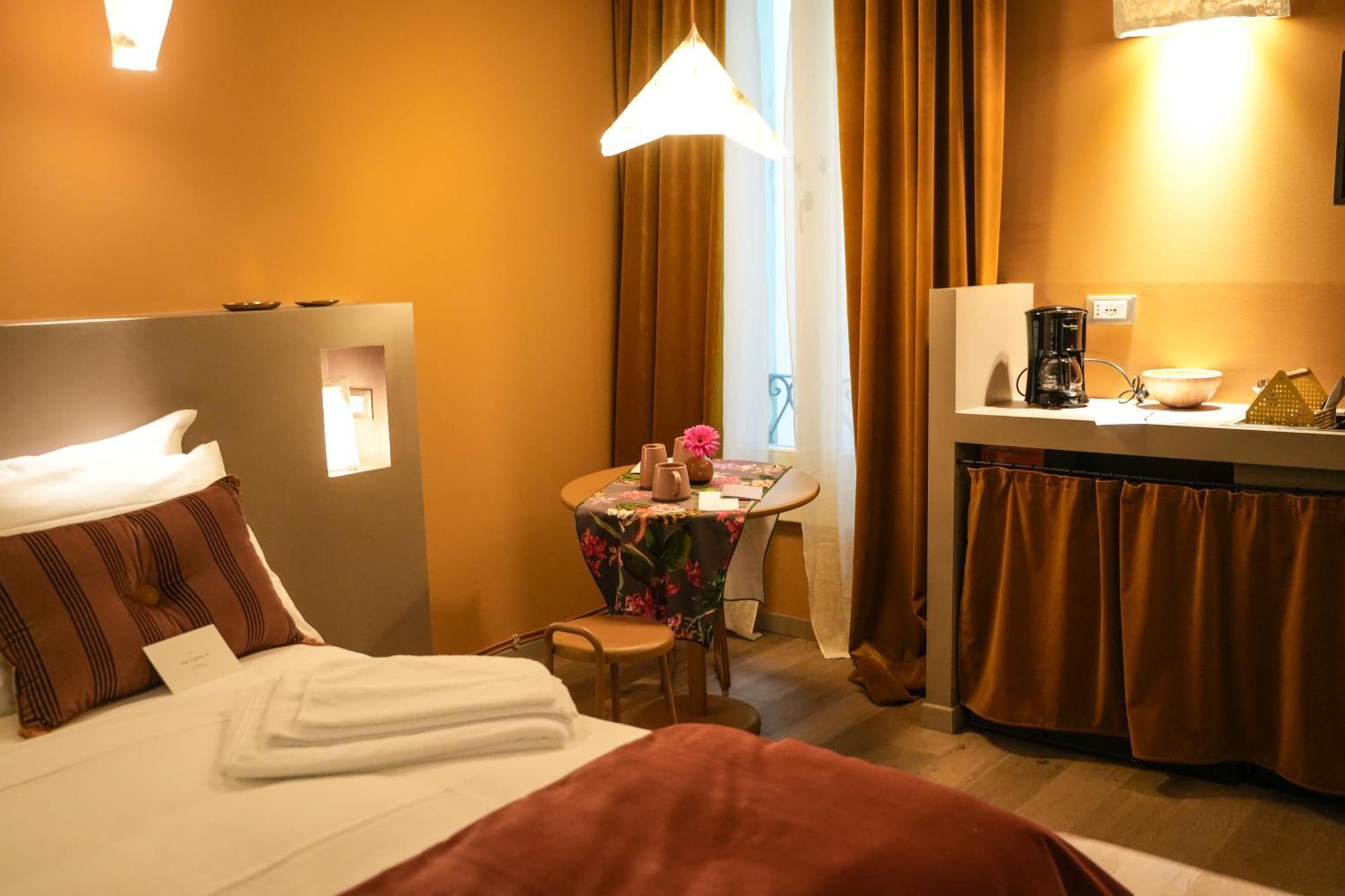 Sant'Eufemia 30 Bed & Breakfast โมดินา ภายนอก รูปภาพ