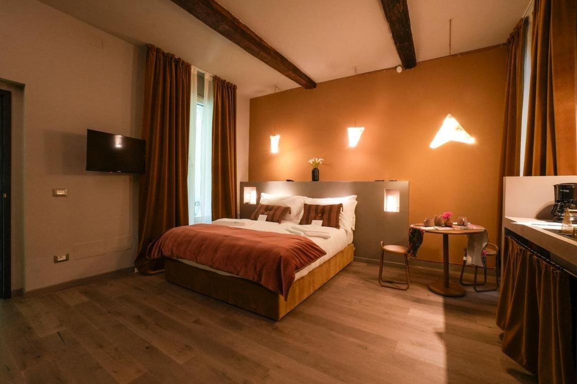 Sant'Eufemia 30 Bed & Breakfast โมดินา ภายนอก รูปภาพ